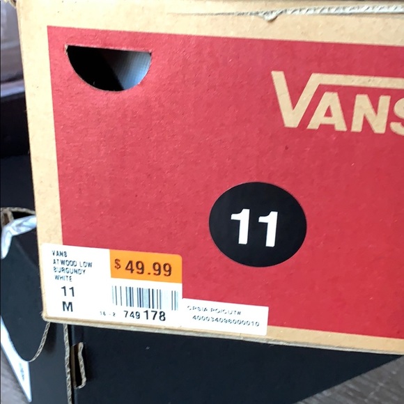 Vans - Picture 2 of 2